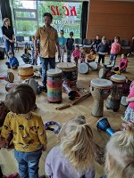 Bubnování v divadle